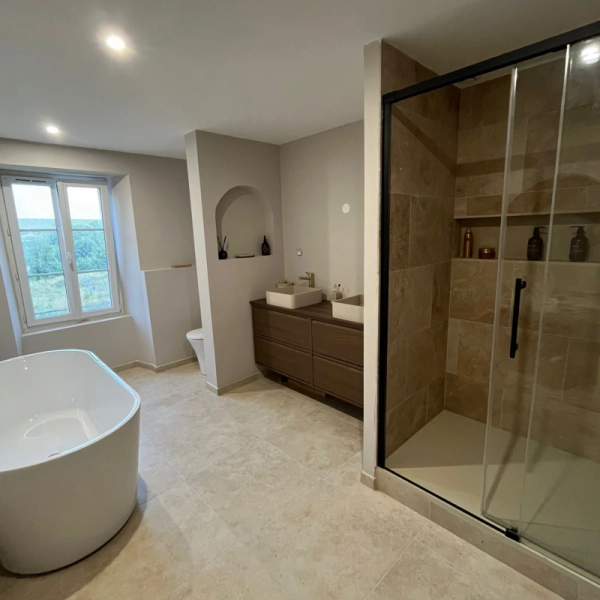 Rénovation de salle de bain à Falaise, résultat premium