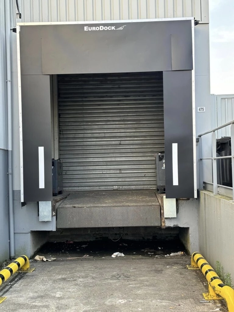 Réfection de dock de chargement chez Decathlon